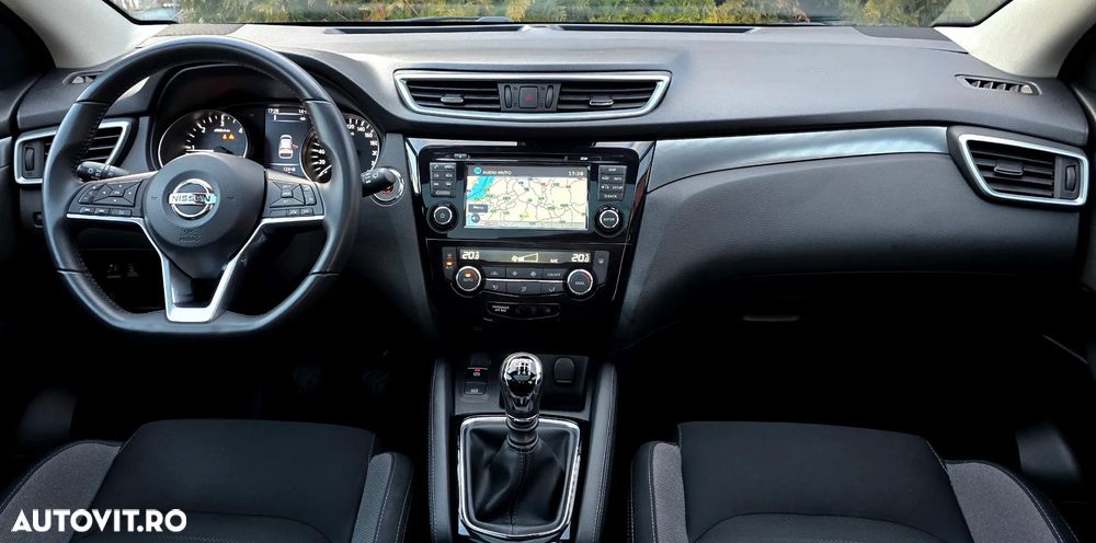 Nissan Qashqai 1.6 DCI ALL-MODE 4x4i N-Connecta - 33