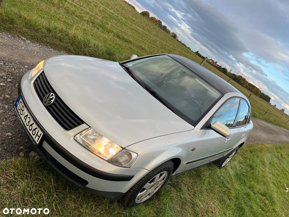 Volkswagen Passat 1.8T Comfortline - 39