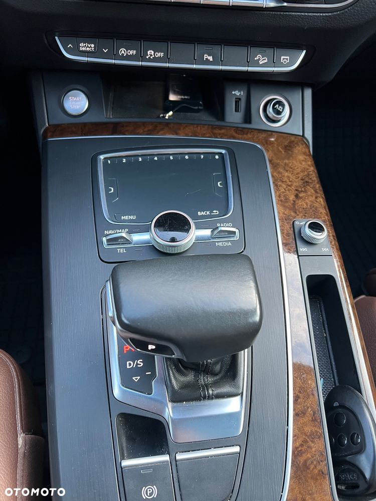 Audi Q5 2.0 TFSI Quattro Design S tronic - 19