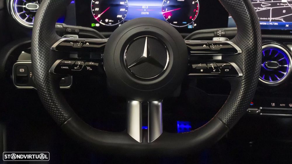 Mercedes-Benz A 200 AMG Line Aut. - 22