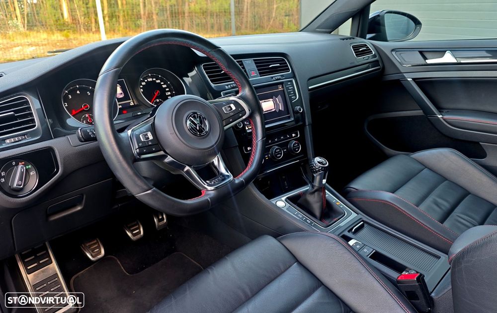 VW Golf 2.0 TSi GTi Performance - 10