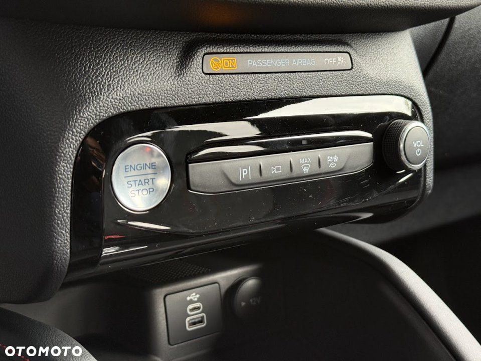 Ford Kuga - 22