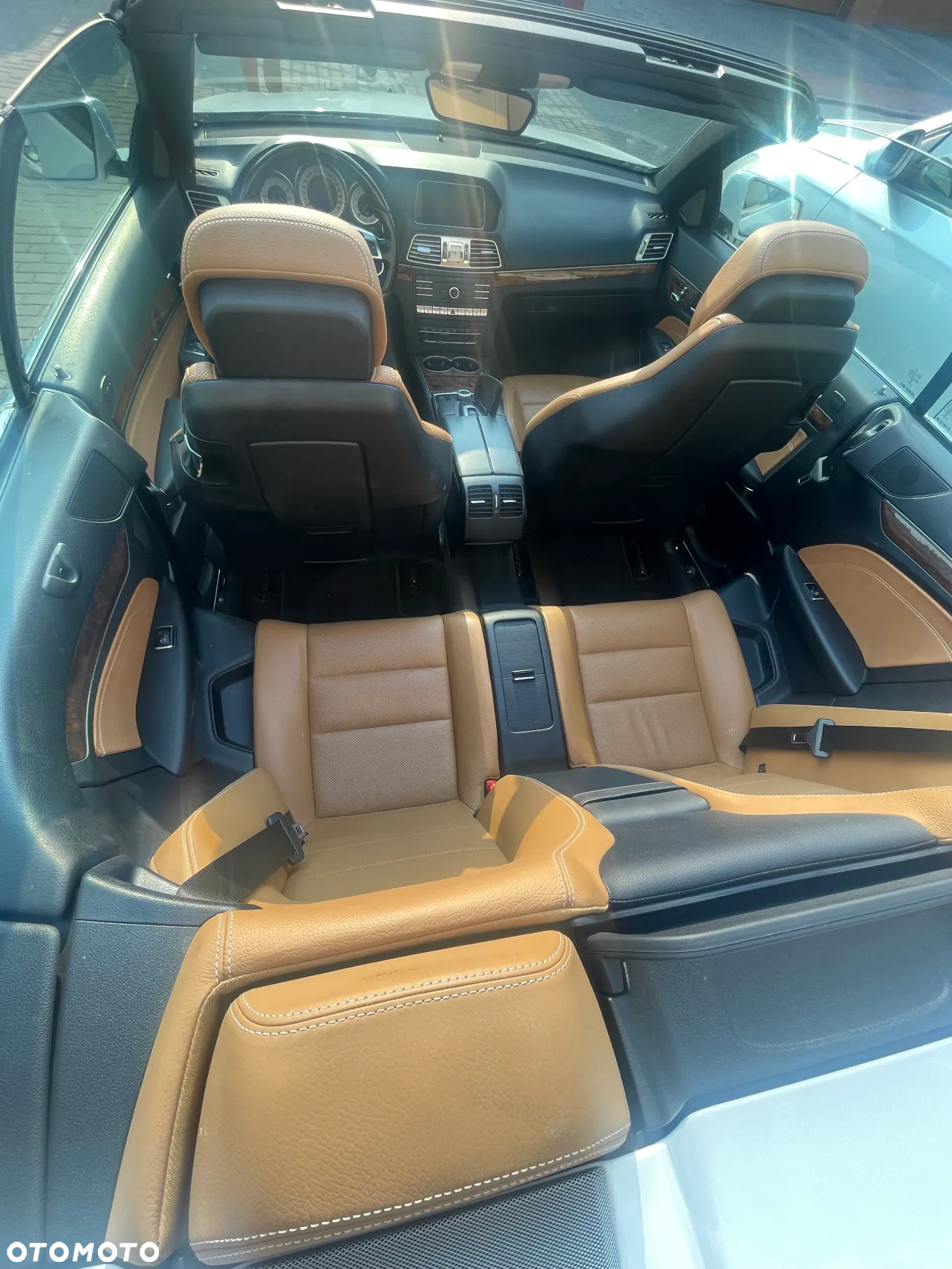 Mercedes-Benz Klasa E 400 Cabrio 7G-TRONIC - 2