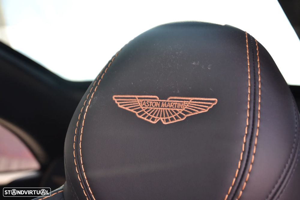 Aston Martin DBX 707 - 30