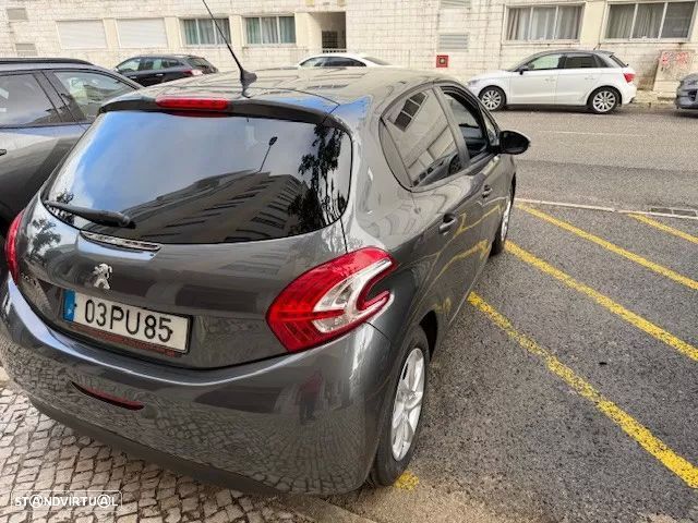 Peugeot 208 1.2 PureTech Active - 10