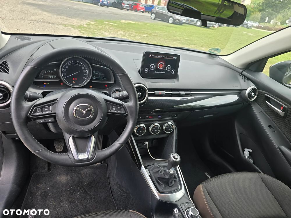Mazda 2 - 12