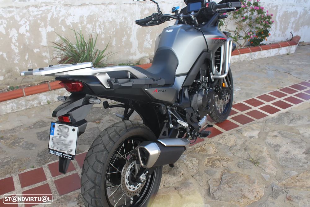 Honda Transalp RD16 (2023) - 28