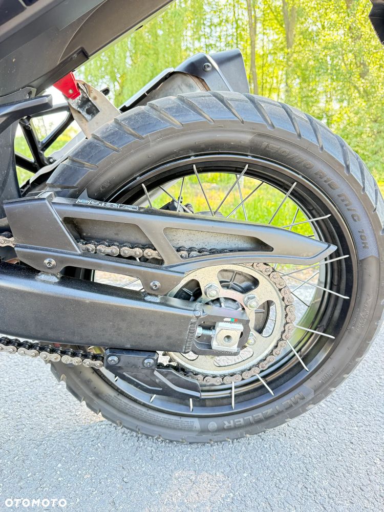 Honda CRF - 17