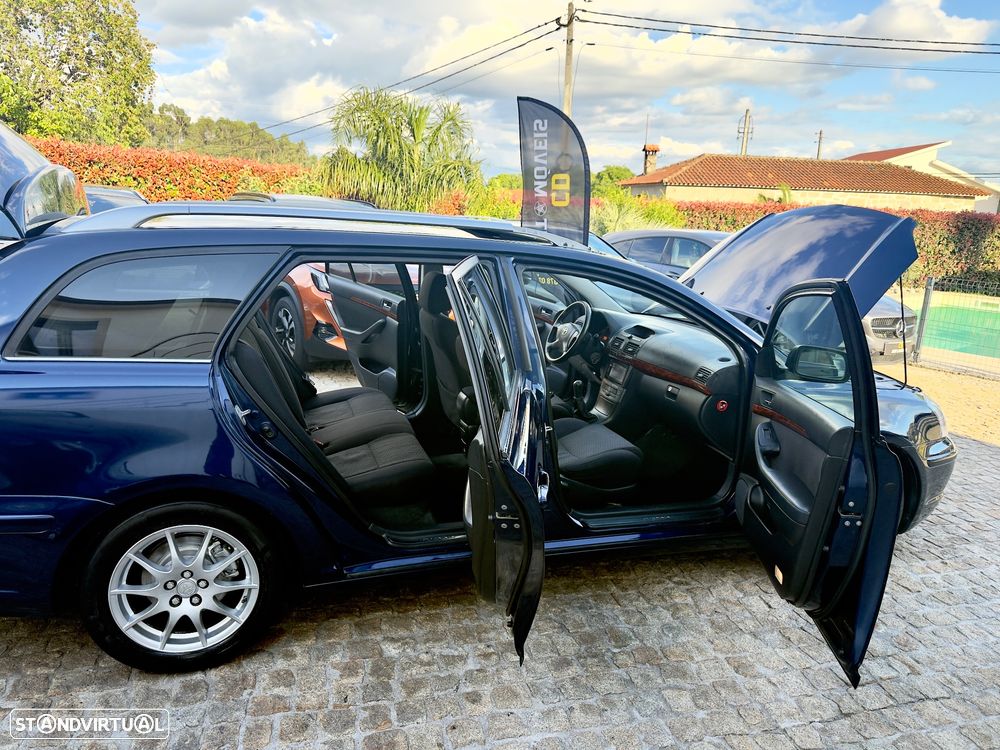 Toyota Avensis SW 1.8 VVT-i TA - 35
