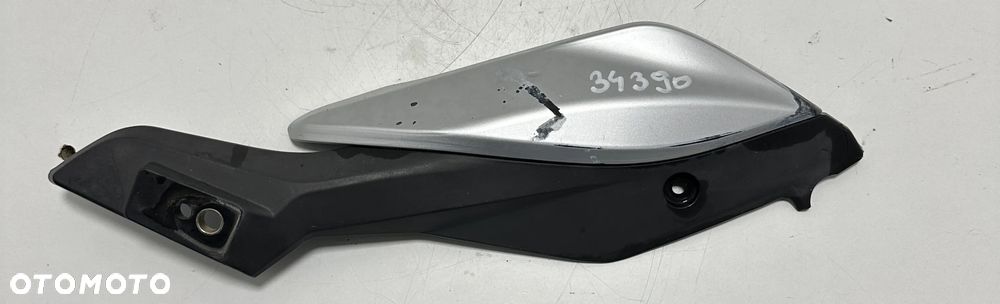 Keeway RKS 125 Wypełnienie prawe - 1