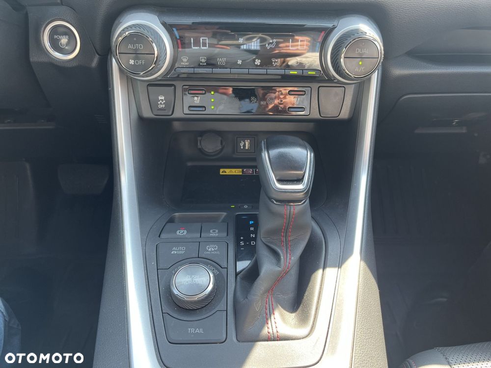 Toyota RAV4 2.5 Plug-In Hybrid Executive 4x4 - 8
