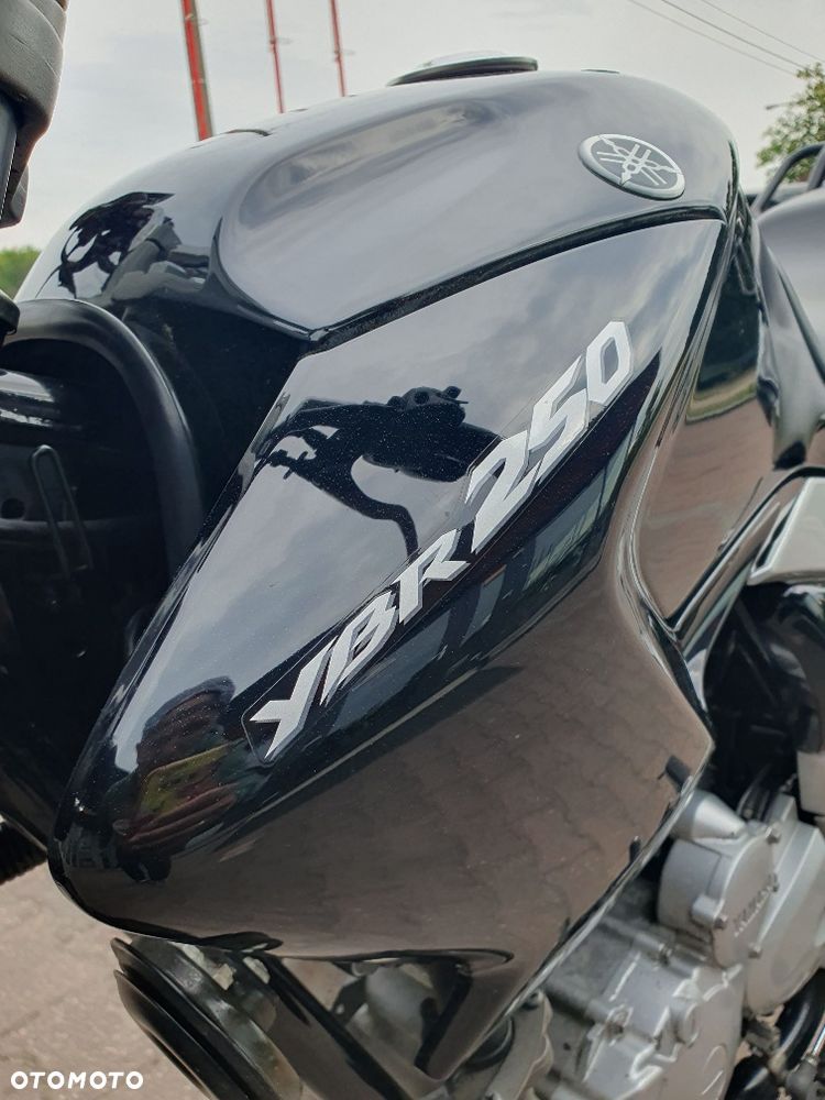 Yamaha YBR - 21