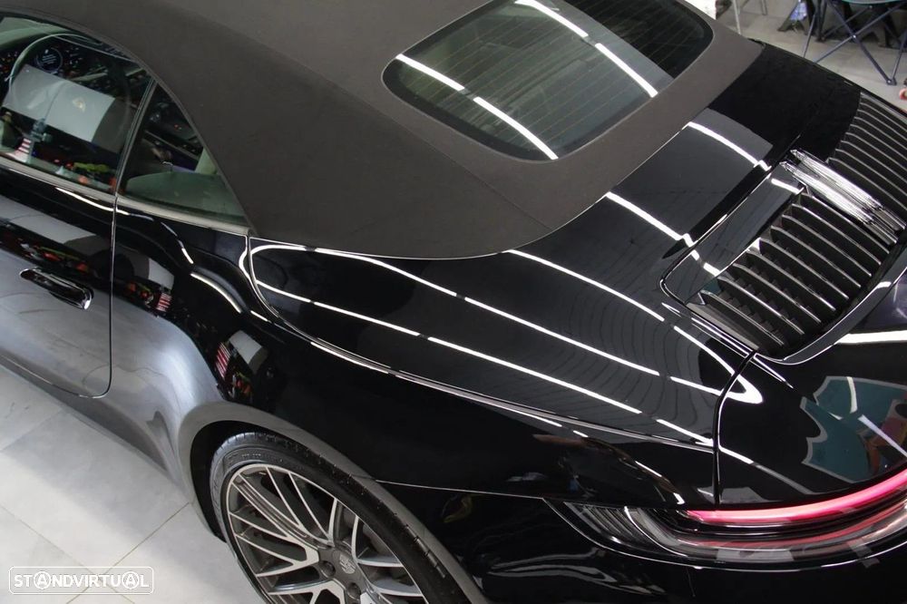 Porsche 911 (992) Carrera Cabriolet PDK - 17