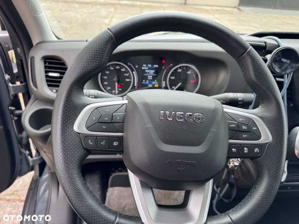 Iveco DAILY - 23