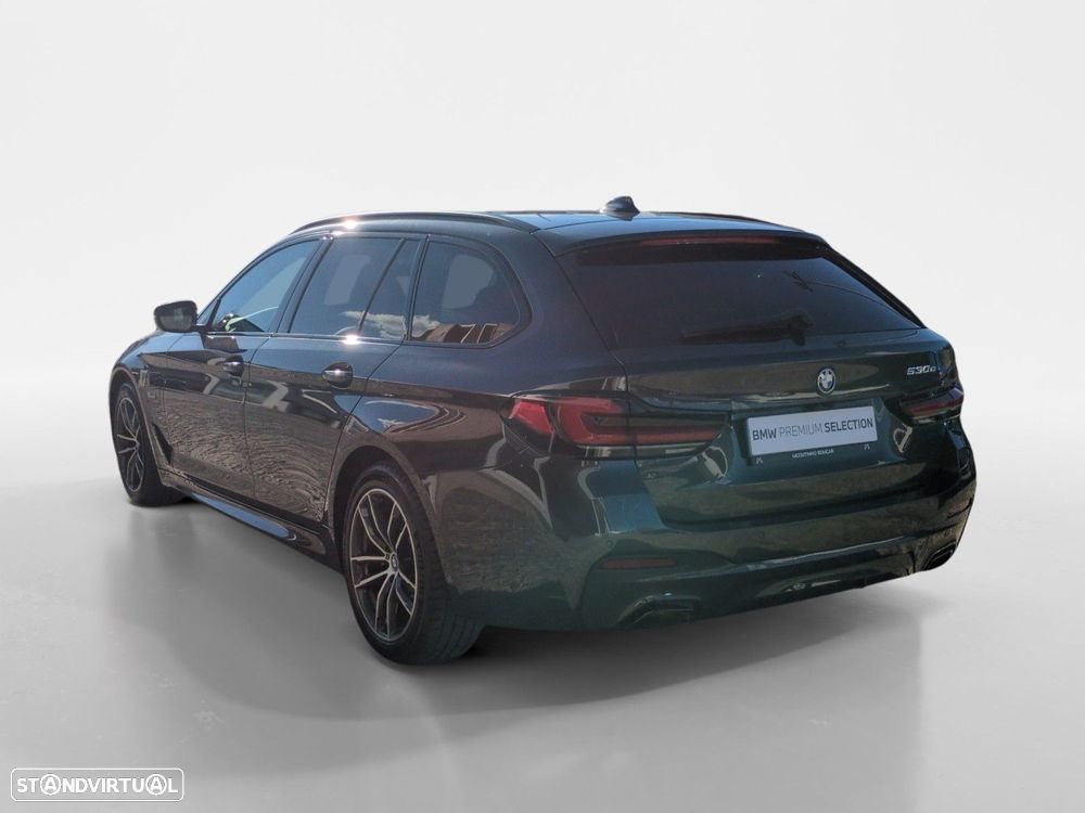 BMW 530 e Pack Desportivo M - 3