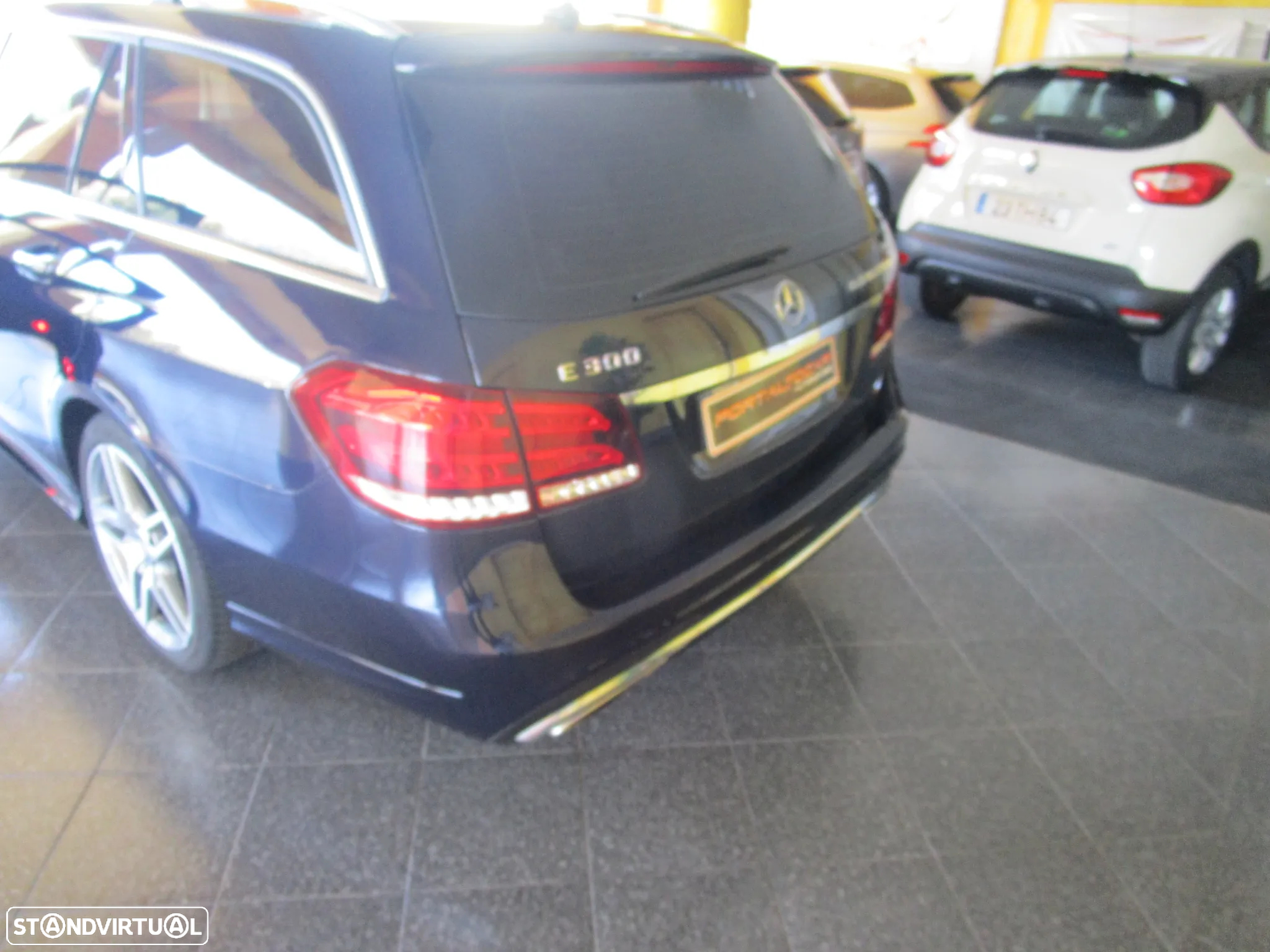 Mercedes-Benz E 300 Bluetec Hybrid Avantgarde - 34