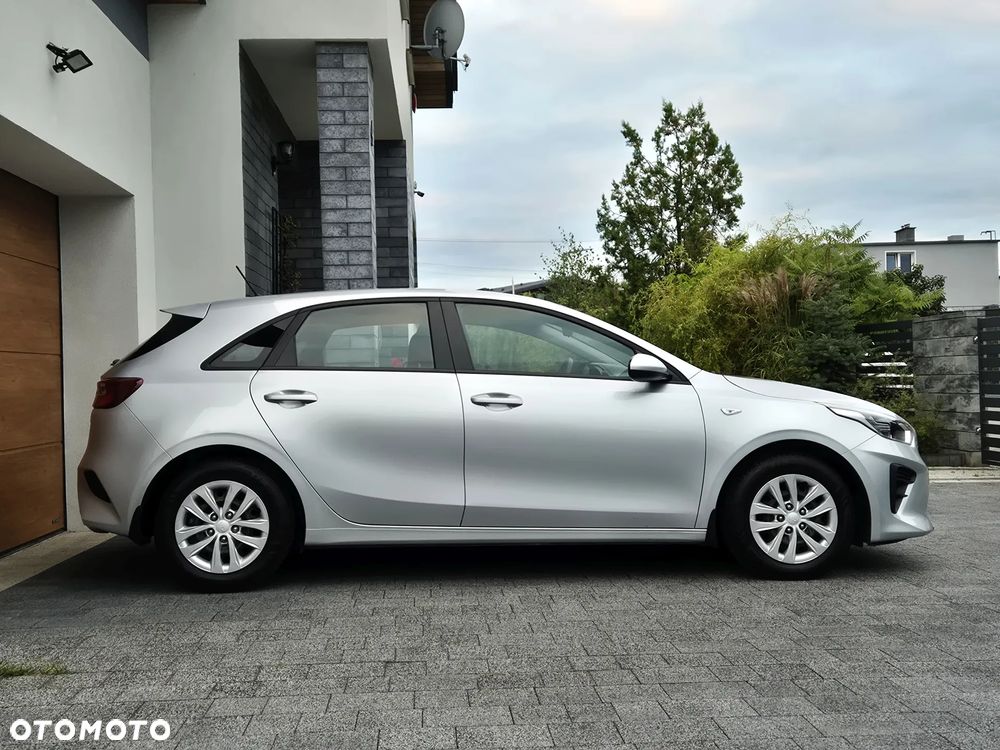 Kia Ceed 1.6 CRDi SCR M - 8