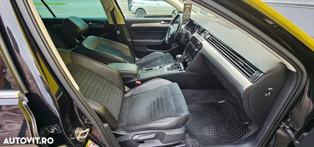 Volkswagen Passat Variant 2.0 TDI DSG Highline - 16