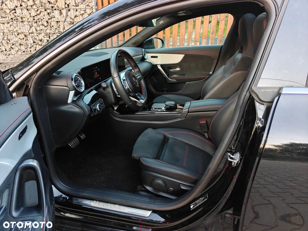 Mercedes-Benz CLA 200 d 8G-DCT AMG Line - 21