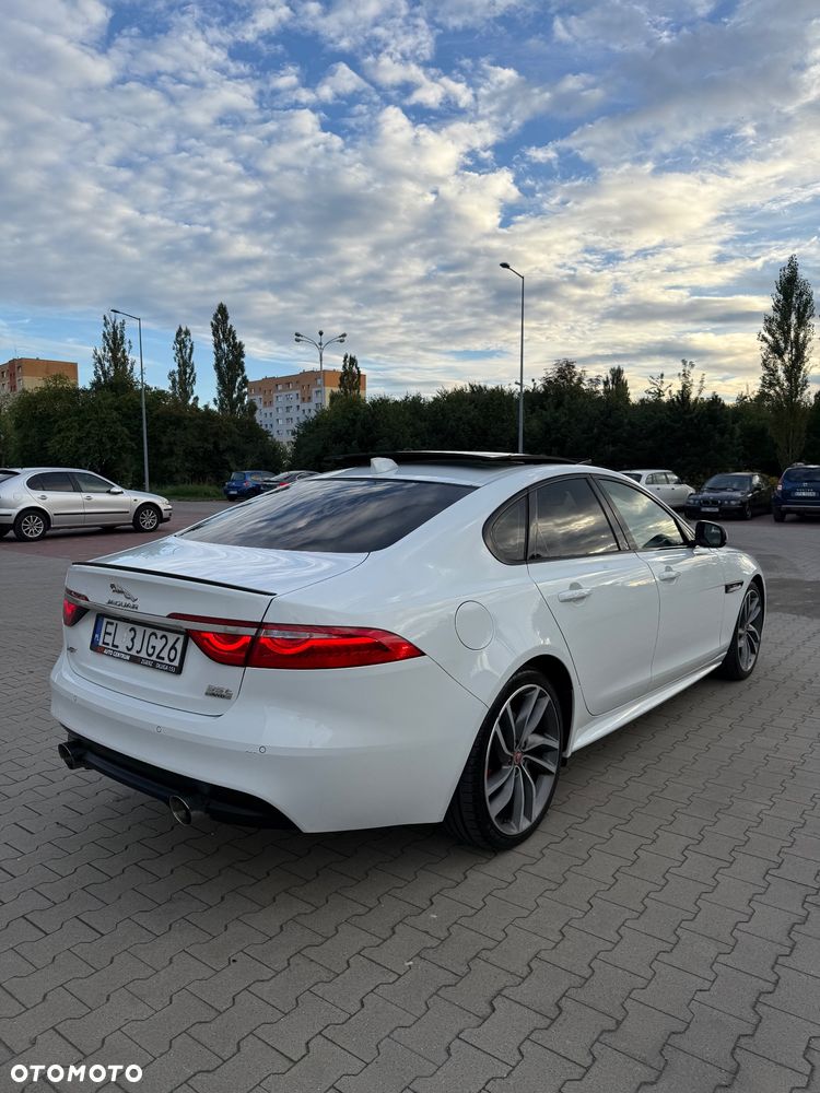 Jaguar XF 3.0 V6 AWD Pure - 5