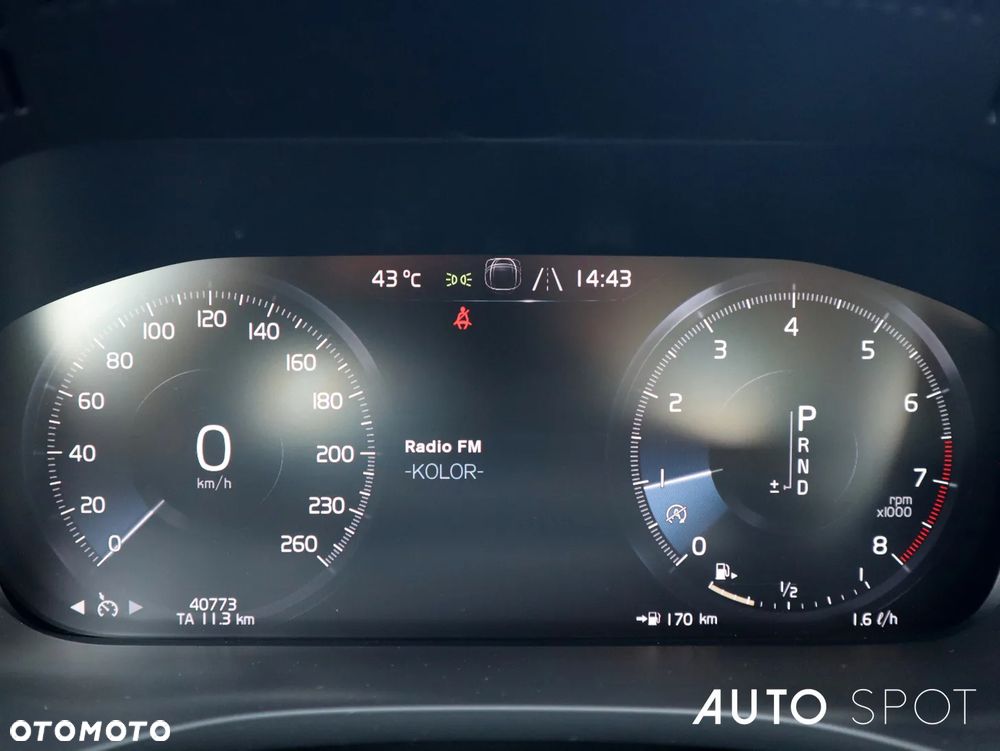 Volvo XC 60 T5 Momentum Pro - 20