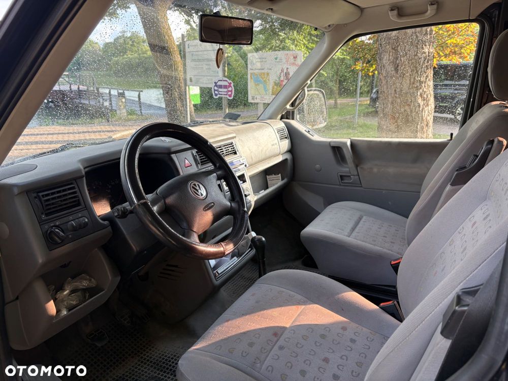 Volkswagen Transporter - 5