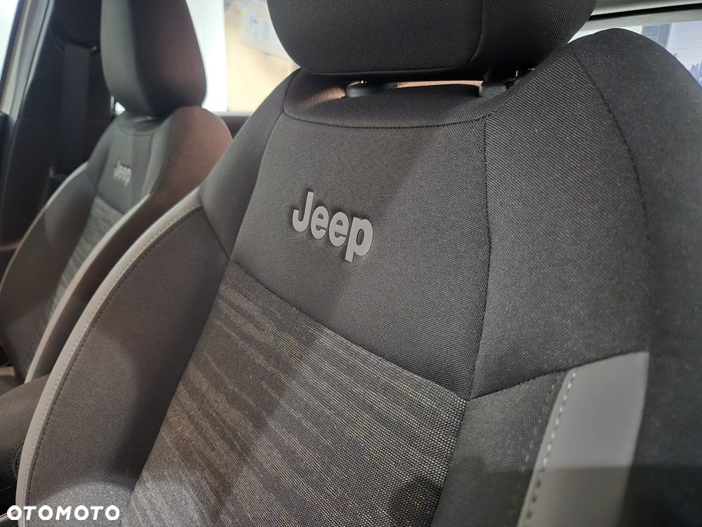 Jeep Avenger - 13