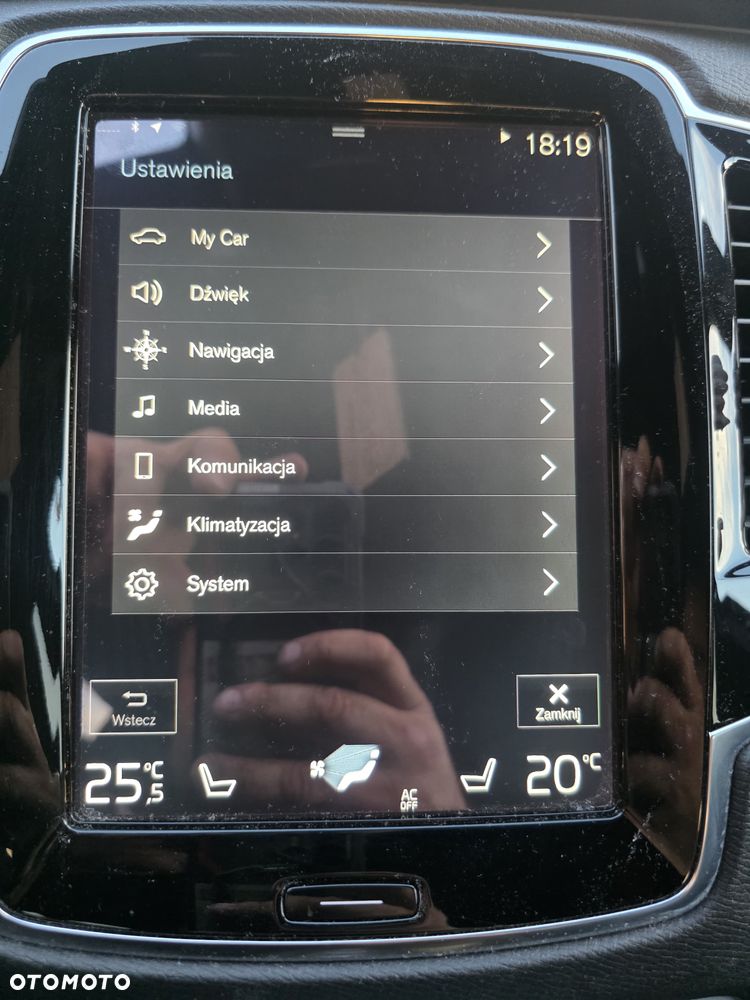 Volvo XC 90 - 35