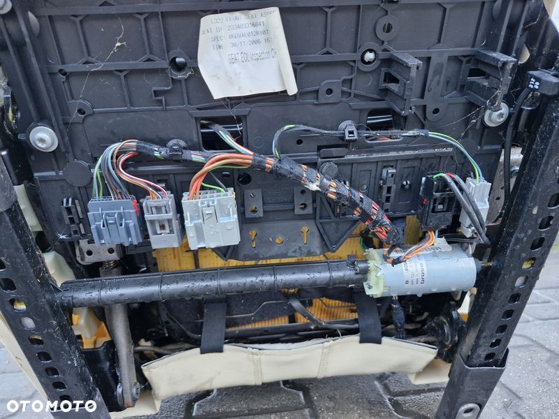 range rover l322 fotel prawy przód przedni pasażera skóra uk - 11