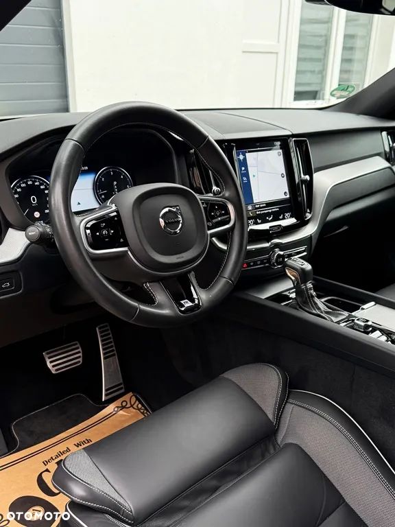 Volvo XC 60 D4 SCR R-Design - 14