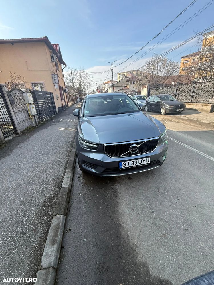 Volvo XC 40 D3 AWD Momentum - 1
