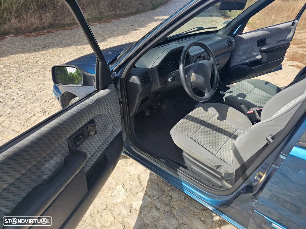 Peugeot 106 1.1 XR - 22