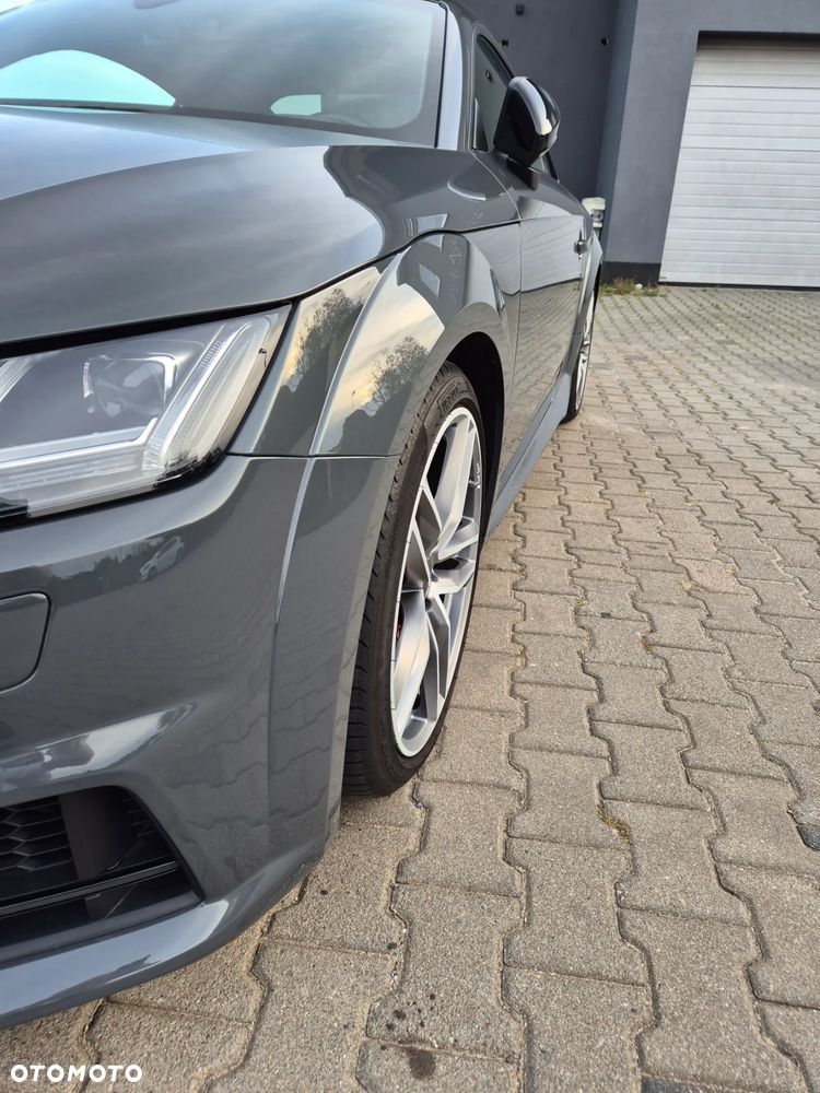 Audi TT S Coupé - 35