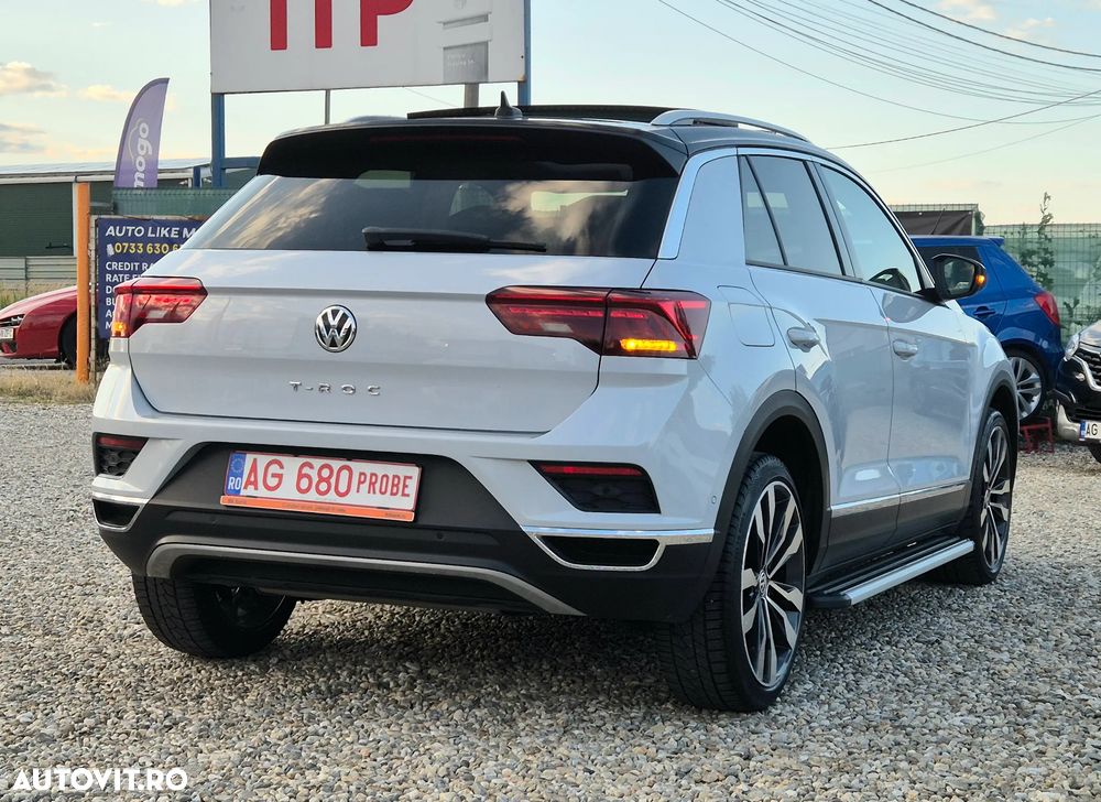 Volkswagen T-Roc - 11