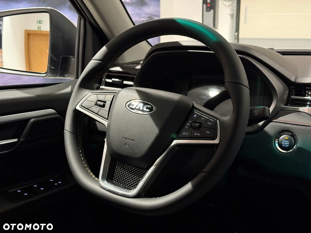 JAC T8 PRO Standard - 16