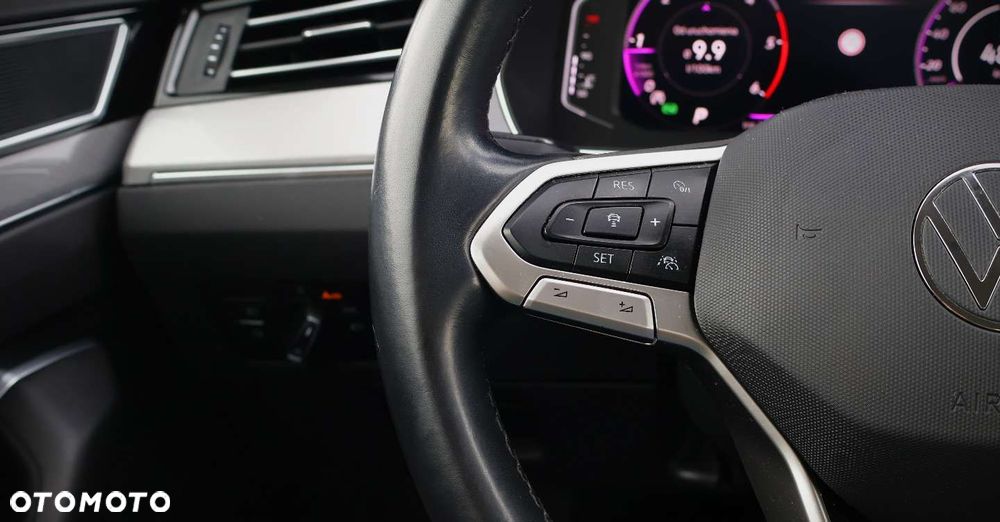 Volkswagen Passat Variant 2.0 TDI SCR DSG 4Motion Business - 28