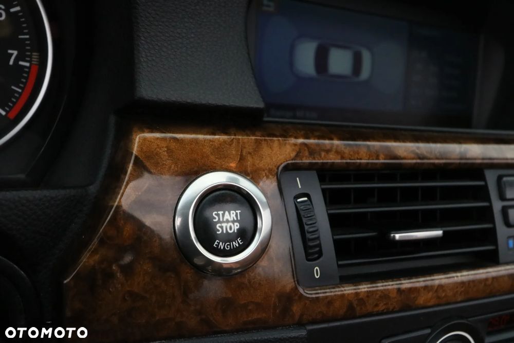 BMW Seria 3 - 26