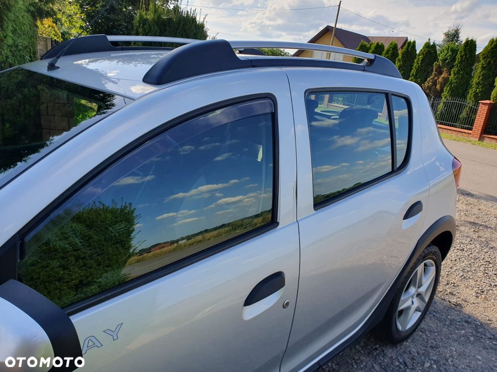 Dacia Sandero 0.9 TCe Laureate - 16