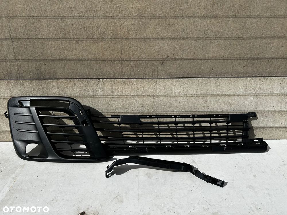 Prawa Kratka Zderzaka ŚLIZG Przedniego Jumpy Expert Proace Zafira 9811713877 9811718877