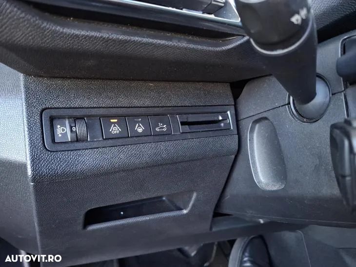 Peugeot 5008 1.5L BlueHDI EAT8 S&S Allure Pack - 25