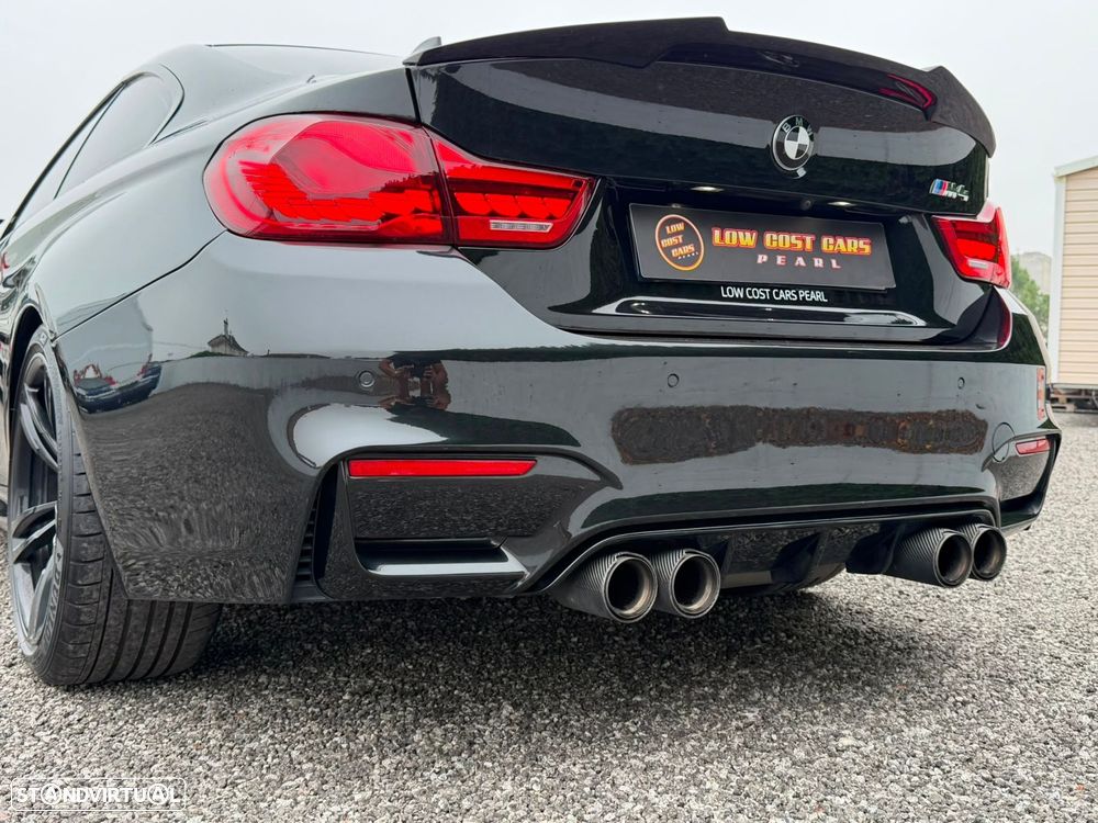BMW M4 Auto - 23