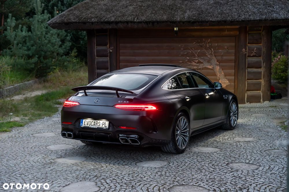 Mercedes-Benz AMG GT 63 4Matic Speedshift MCT 9G - 14