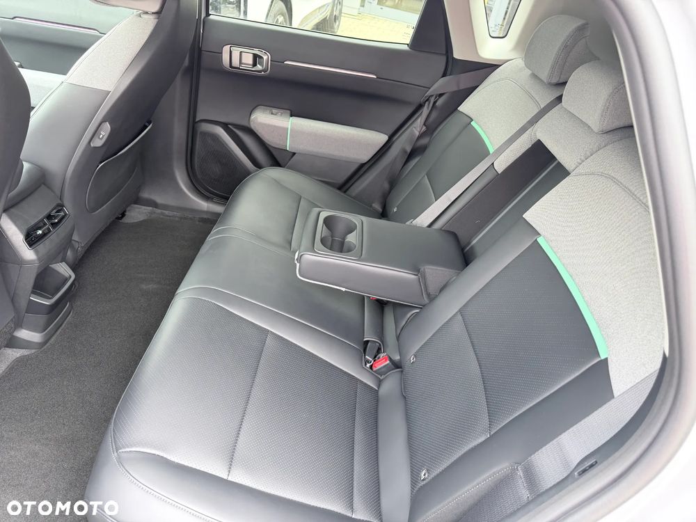 Kia EV4 81.4kWh Business Line - 11