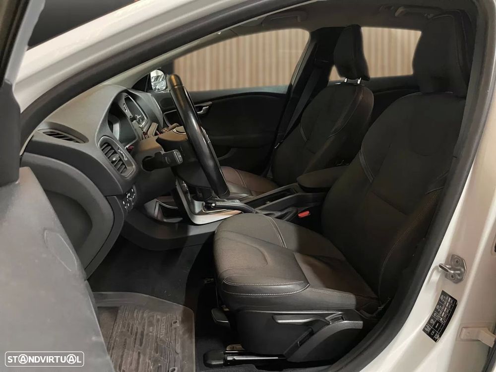 Volvo V40 Cross Country 1.6 D2 Momentum Powershift - 18