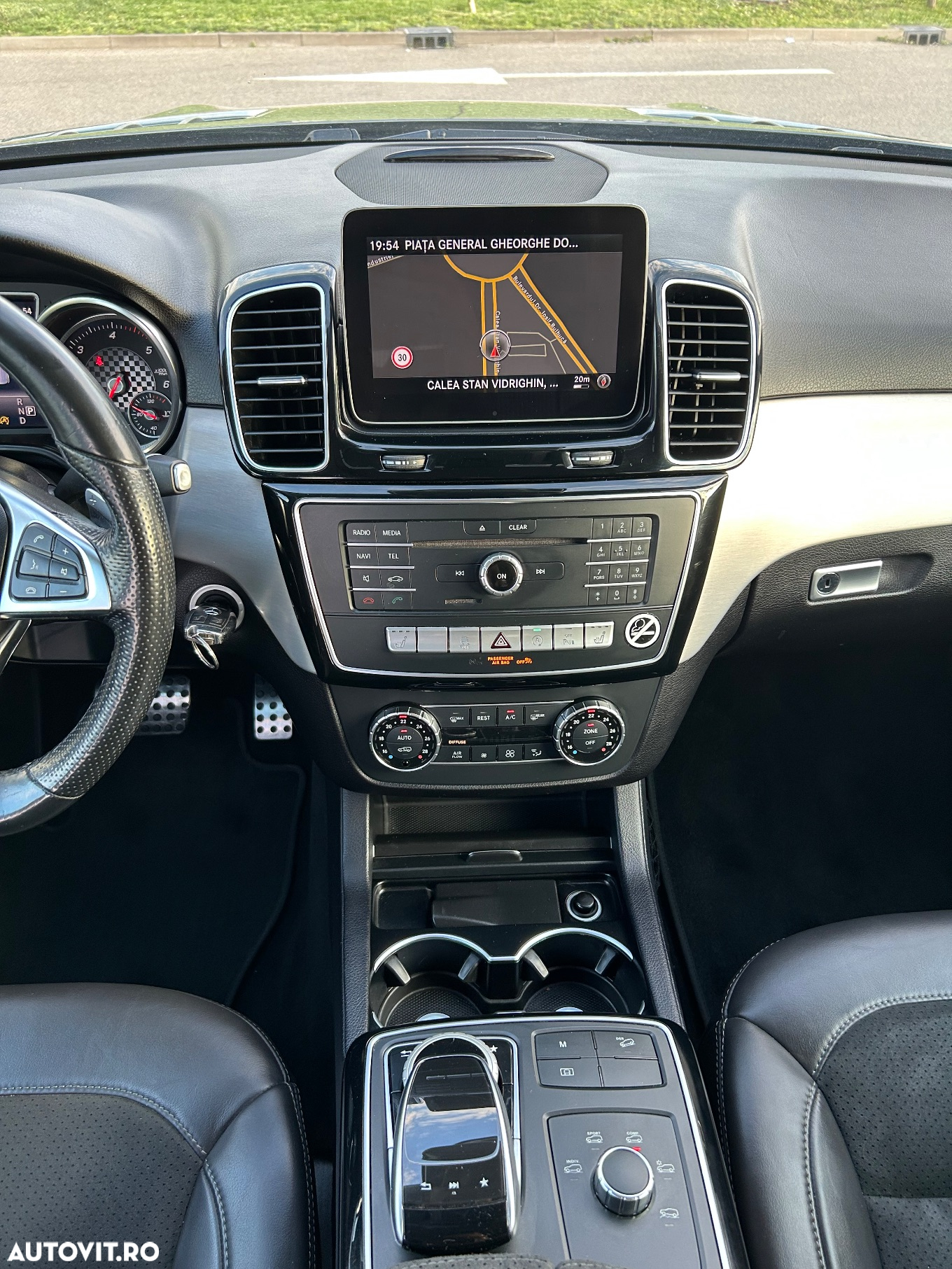 Mercedes-Benz GLE 350 d 4MATIC - 8