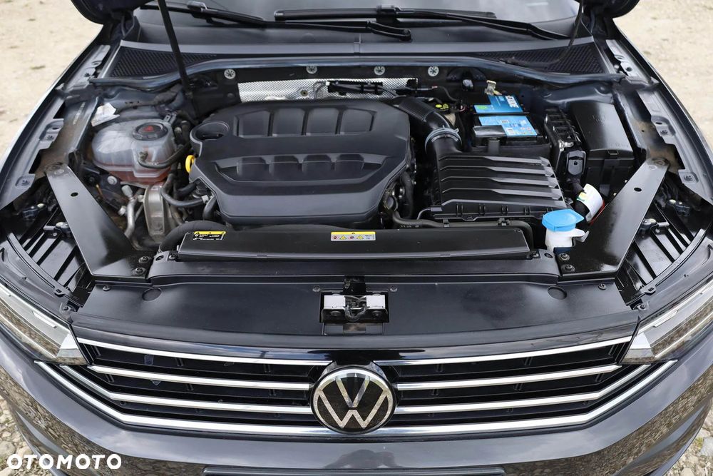 Volkswagen Passat 2.0 TSI Business DSG - 11