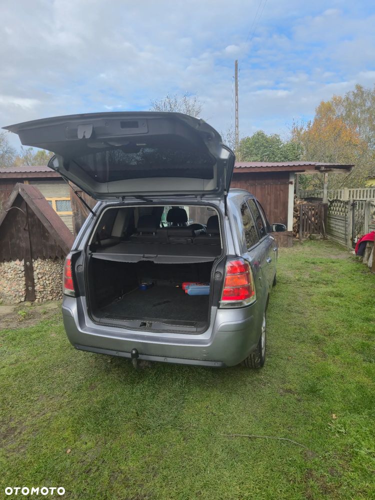 Opel Zafira 1.9 CDTI Cosmo - 7