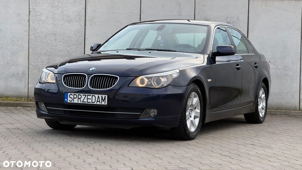BMW Seria 5 523i - 27