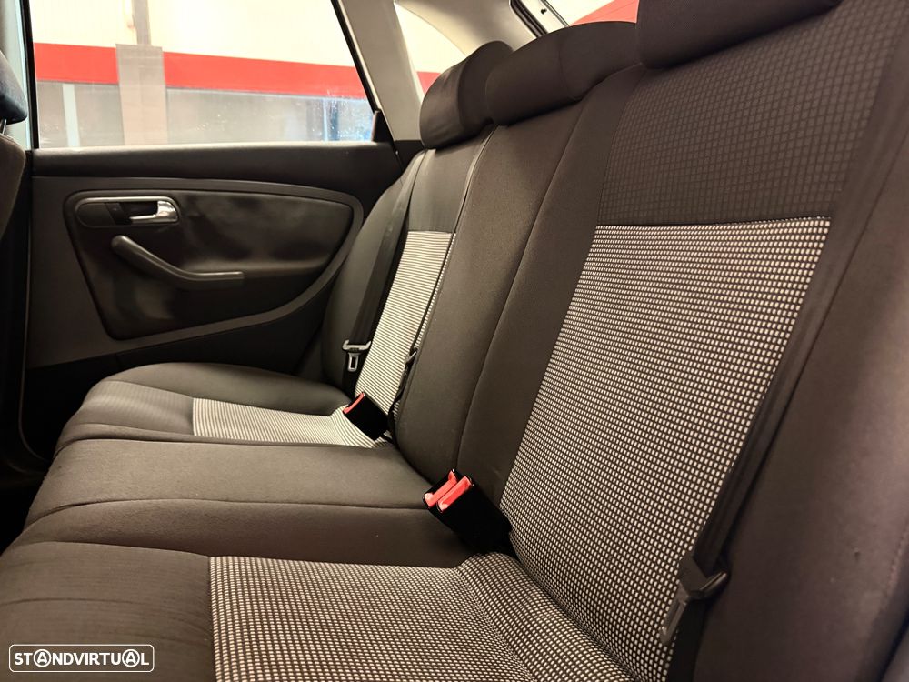 SEAT Ibiza 1.2 12V Reference - 7