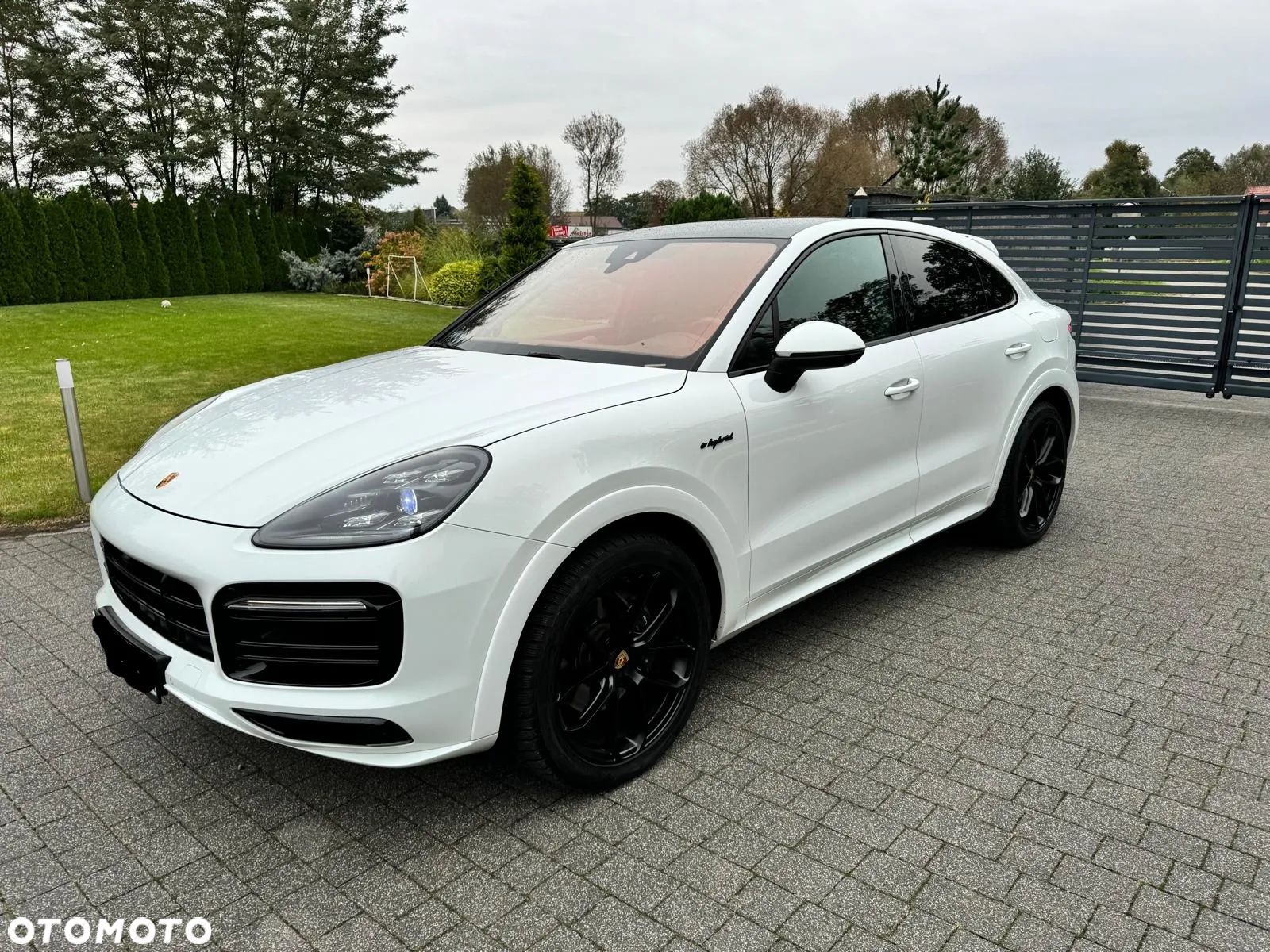 Porsche Cayenne Coupe E-Hybrid - 1